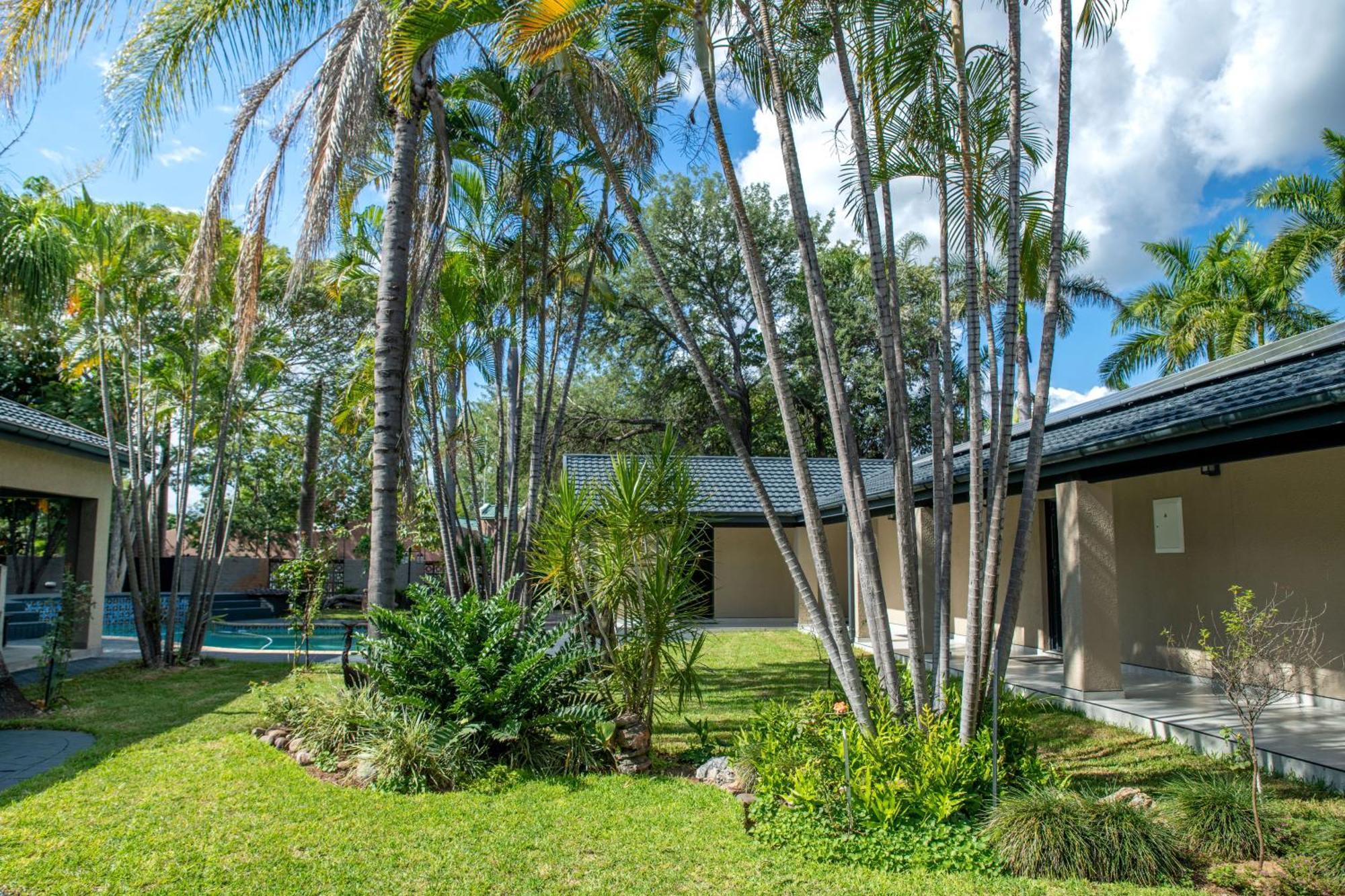 Iso'Bella Vita Guesthouse Phalaborwa Buitenkant foto