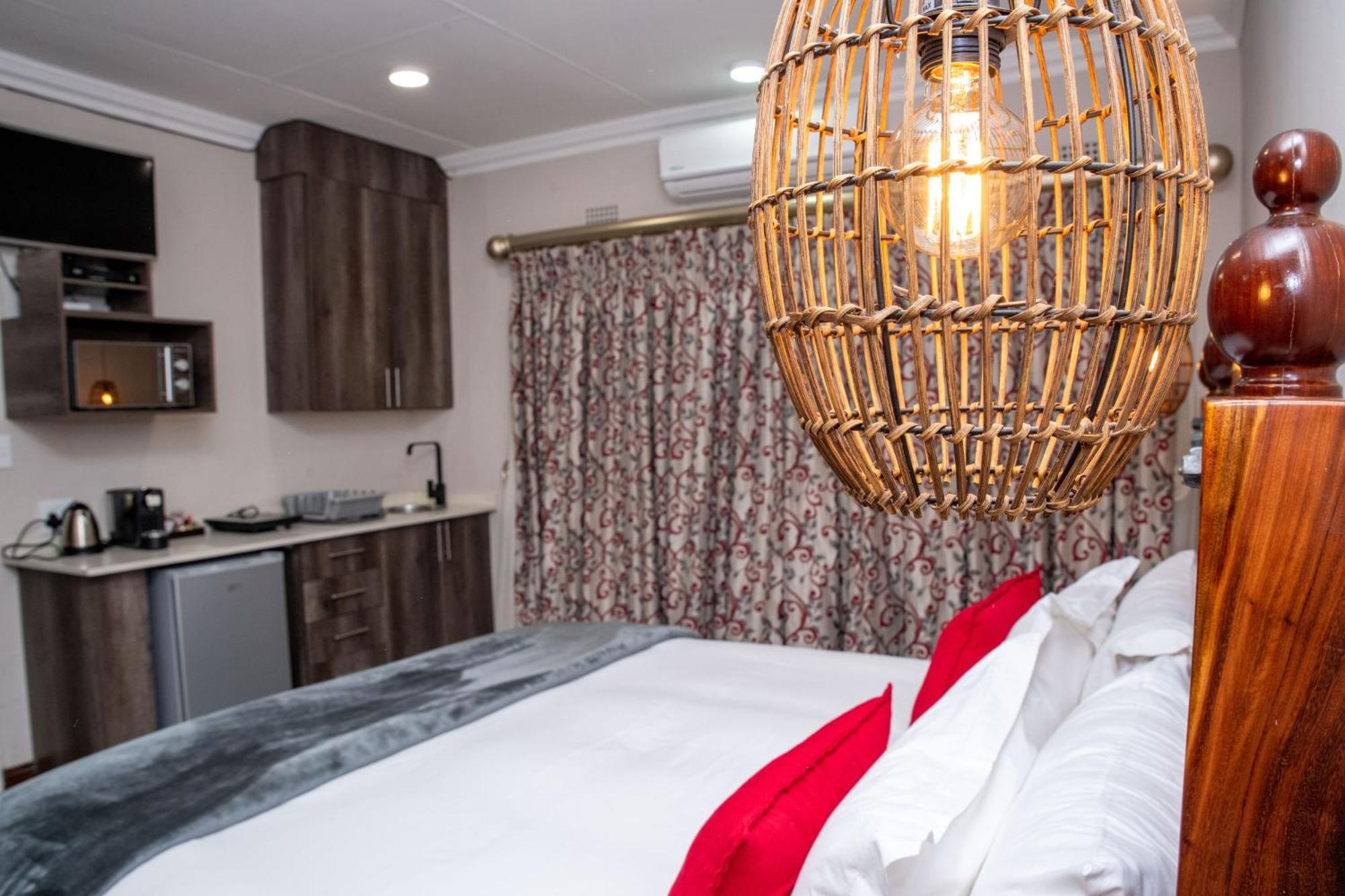 Iso'Bella Vita Guesthouse Phalaborwa Buitenkant foto